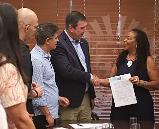 Governo anuncia concurso com 2.000 vagas