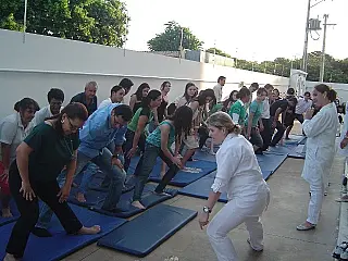 Fisioterapia da Unigran leva projeto de ginástica laboral a instituições e empresas
