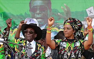 Mugabe não quer deixar o governo do Zimbábue, diz agência