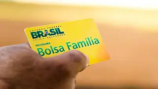 Caixa começa a pagar Bolsa Família de abril
