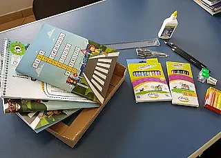 Prefeitura começa a entregar kits escolares ainda esta semana