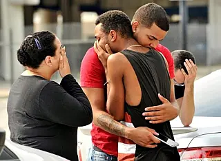 Senado dos EUA vota contra restrição à venda de armas