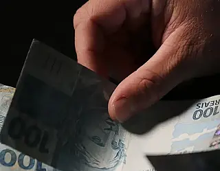 Mais de 95 milhões recebem o décimo-terceiro