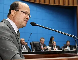 Barbosinha, líder do Governo e Marçal, do PSDB, estreiam na tribuna da Assembleia