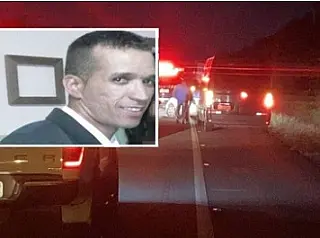 Motociclista morre ao bater na traseira de ônibus parado