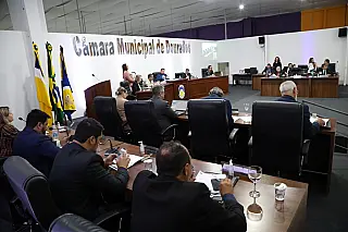 Câmara de Dourados conclui votação da LDO para 2025