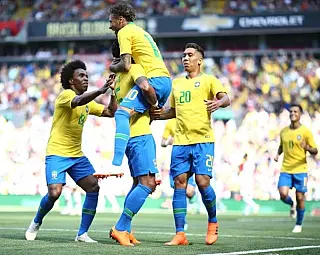 Governo define horários do expediente em dias de jogos do Brasil