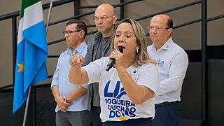 'Educação mudou minha vida', diz Lia Nogueira