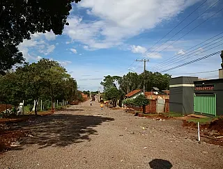 Moradores da rua Vereador Aguiar vivem expectativa do asfalto