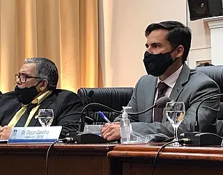 Diogo Castilho comemora vacinação contra a Covid-19 em idosos a partir de 60 anos