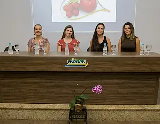 Mesa redonda debate os campos da Nutrição em Dourados