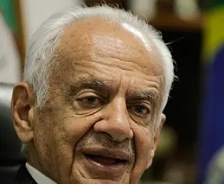Ex-aliado, Simon diz que Lula não vai ser mais nada