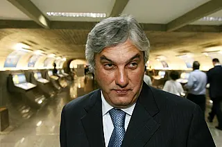 Delcídio não precisa de delação, diz advogado