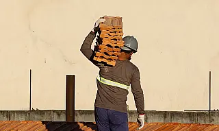 Inflação da construção civil cai para 0,08% em fevereiro, diz IBGE