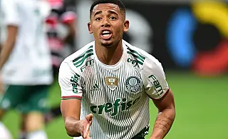 Gabriel Jesus diz que Guardiola pesou em escolha pelo City
