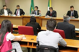 CCJR da Assembleia apresenta parecer contrário sobre projeto Escola sem Partido