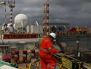 Brasil se destaca em segurança energética, diz ministro