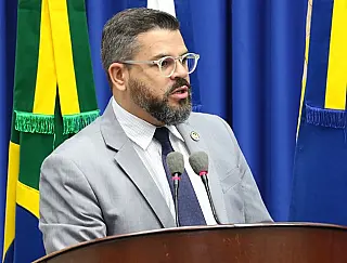 Mauricio pede roçada e limpeza