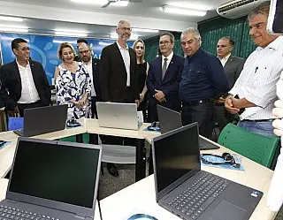 Laboratório incentiva pesquisa em MS