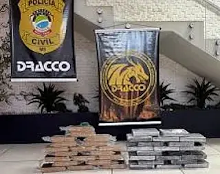 Polícia prende dupla com mais de R$ 3 milhões em cocaína