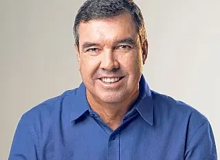 Eduardo Riedel é entrevistado no Roda Viva