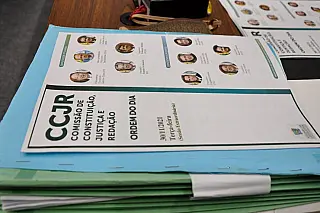 Reajuste geral e PPA passam novamente pela CCJR e seguem a plenário