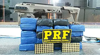 Rapaz preso com cocaína e munições foge da polícia ao se livrar de algemas