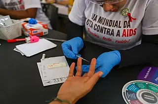 Prevenção, testagem e cuidado com o HIV
