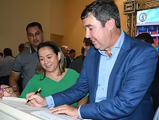 Lia apoia curso de Medicina na UEMS em Dourados