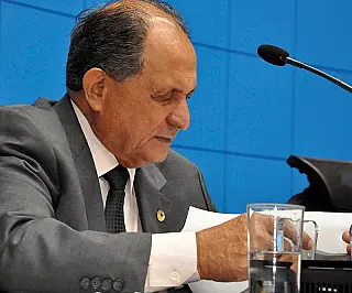 Zé Teixeira reforça pedido por lombadas eletrônicas