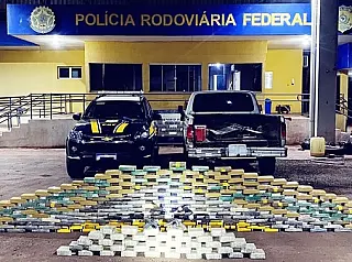 PRF apreende 295 quilos de drogas