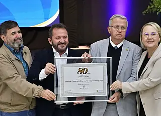 Câmara homenageia Aced pelos 80 anos