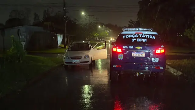 Ex-presidiário rouba carro e morre em confronto com PM