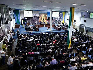 Vereadores de Dourados produziram mais de 4.500 proposições este ano