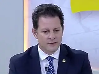 Renato diz que Governo avalia impacto de nova taxa de ICMS na energia