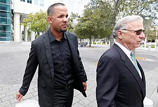 Jogador do White Sox diz ter comido passaporte falso em 2013