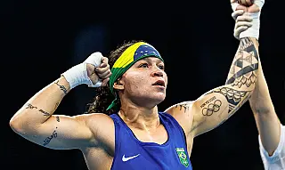 Bia Ferreira atropela italiana e vai à final do Mundial feminino