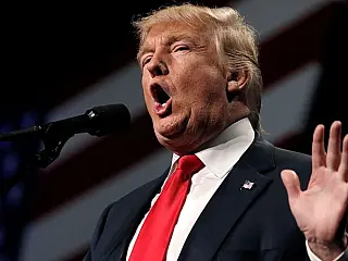 Comentários de Trump sobre mulheres abalam campanha nos EUA