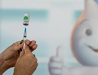 Governo anuncia novas regras de vacinação