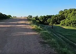Corpo é encontrado com pés e mãos amarrados