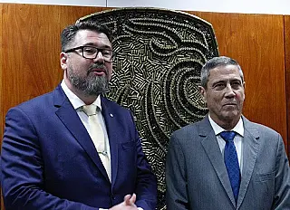 Pollon traz Braga Neto para encontros na Capital