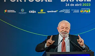 Brasil e Portugal firmam acordo para fabricação do avião Super Tucano