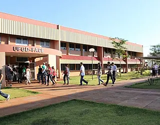 UFGD prorroga volta às aulas