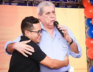 Solidariedade se oferece para indicar vice de André