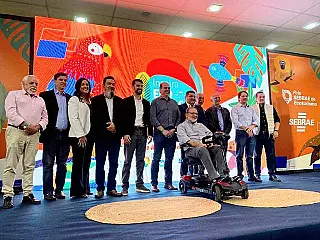 Bonito sedia evento de inovação