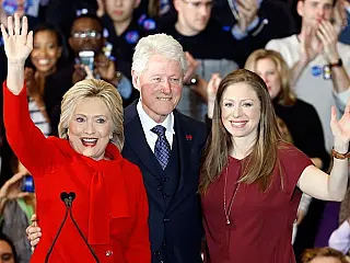 Hillary Clinton vence Sanders nas prévias de Iowa