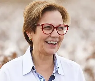 Depois de contato com Michelle, Tereza Cristina busca testes do coronavírus