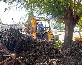 Projeto leva ações e serviços a bairro