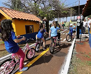 Ações da Escola Pública de Trânsito impactam 20 mil pessoas em 2025