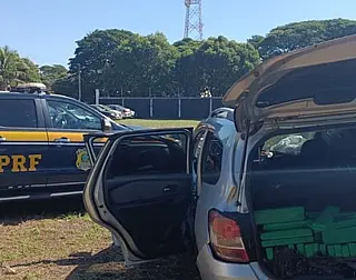 PRF apreende maconha e cigarros na região